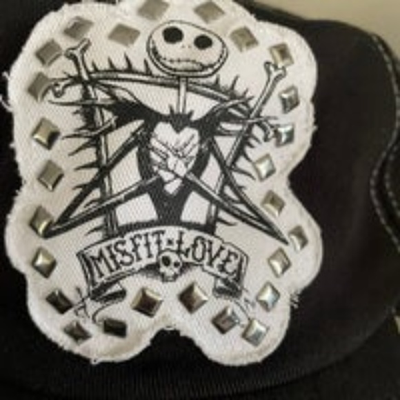 NWT Jack Misfit Love Nightmare Christmas Hat - Picture 3 of 4